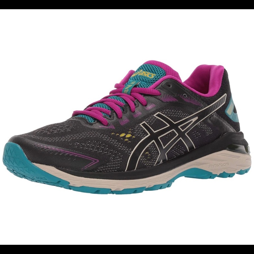 NEVER WORN - Women’s Running Shoes